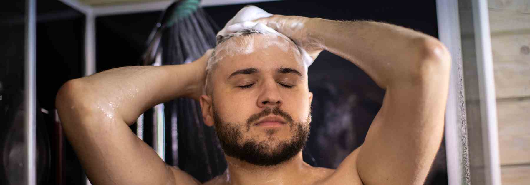 Find out how hair loss shampoo for men compares with tablets